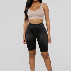 On A Pedestal Biker Short